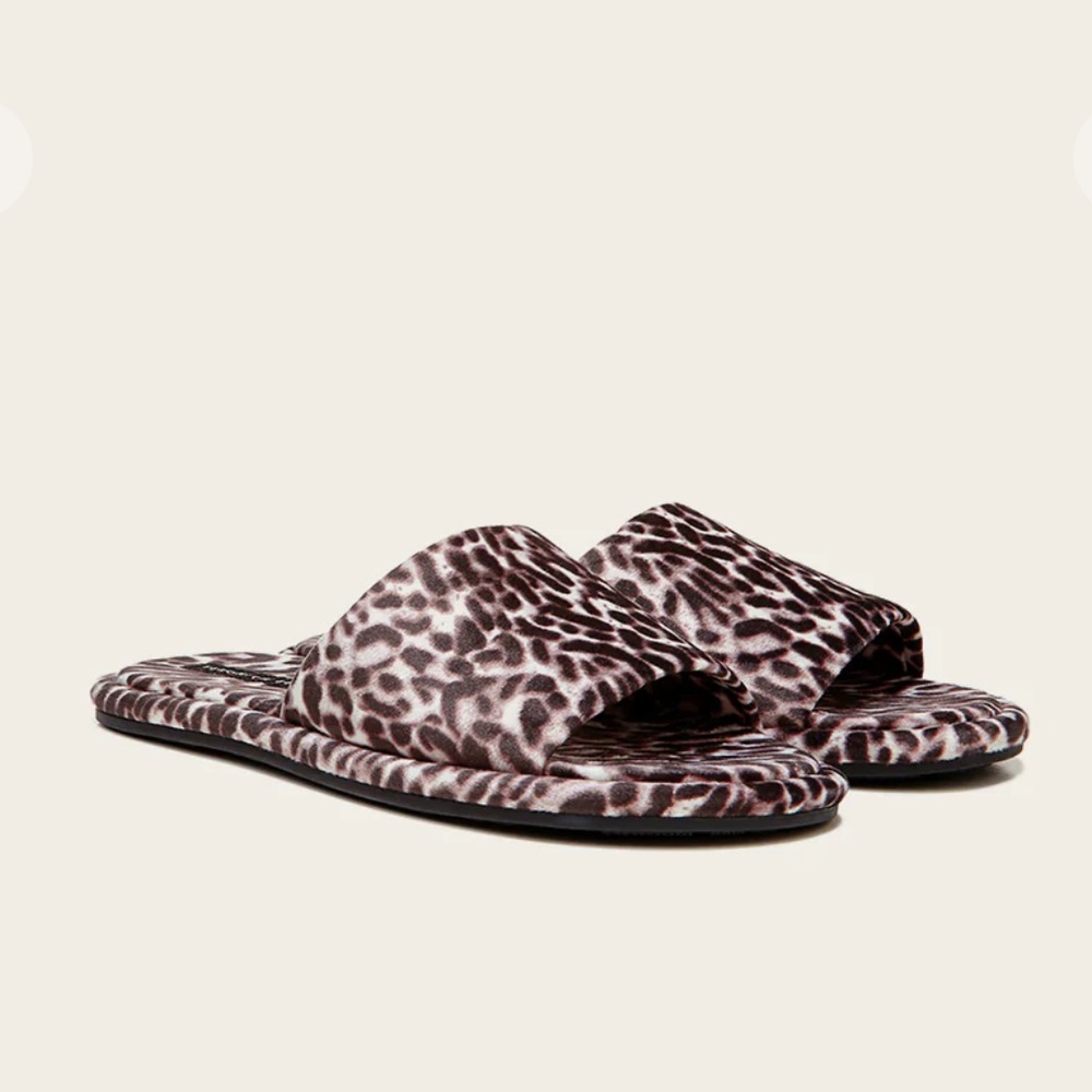 NWOT Veronica Beard slide slipper